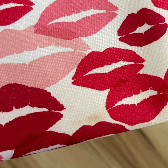 Clinique Pink and Red Lip Print Cosmetic Bag - Picture 2 of 5